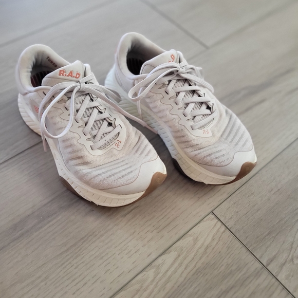 R.A.D. R-1 Running/Training Shoe - Picture 1 of 4